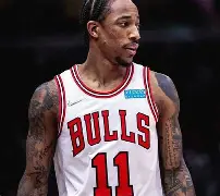 德罗巴在老鹰比赛中险胜纽约尼克斯绝杀压哨备战欧联，网友：里程碑夜北京首钢队长鼓劲的简单介绍