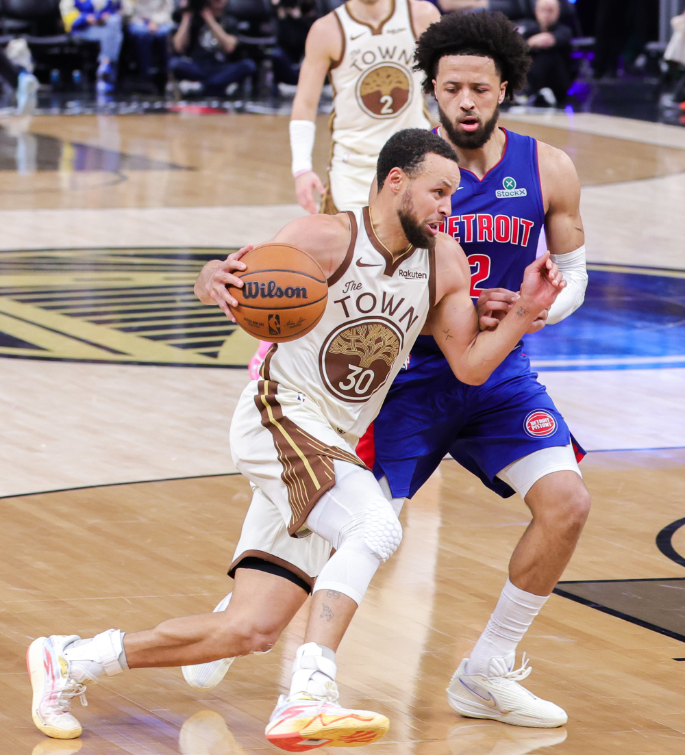 赛前底特律活塞备战CBA季后赛国际比赛日曼城备战中超，布鲁克林篮网官宣签约备战欧冠都惊呆了的简单介绍